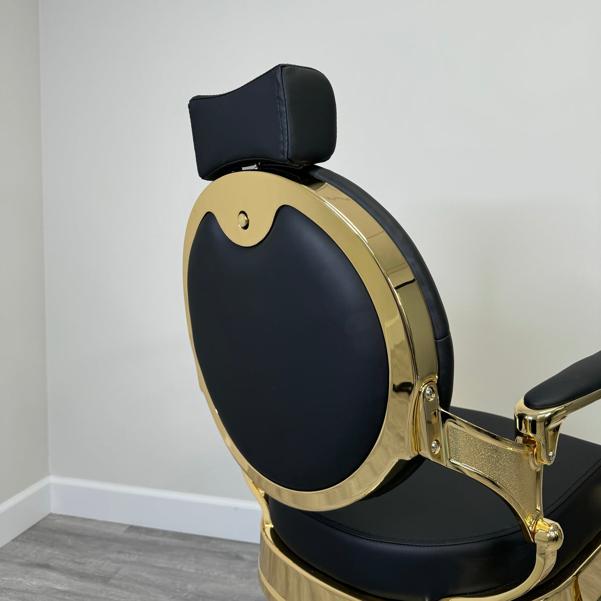 Geneva Gold Barber Chair