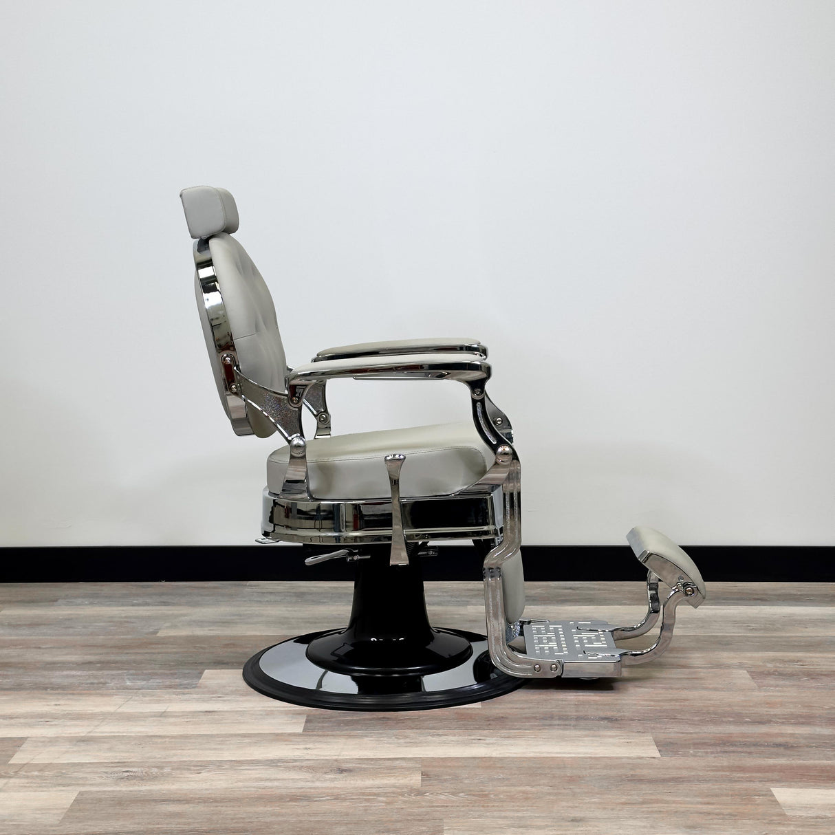 Santana Silver Barber Chair