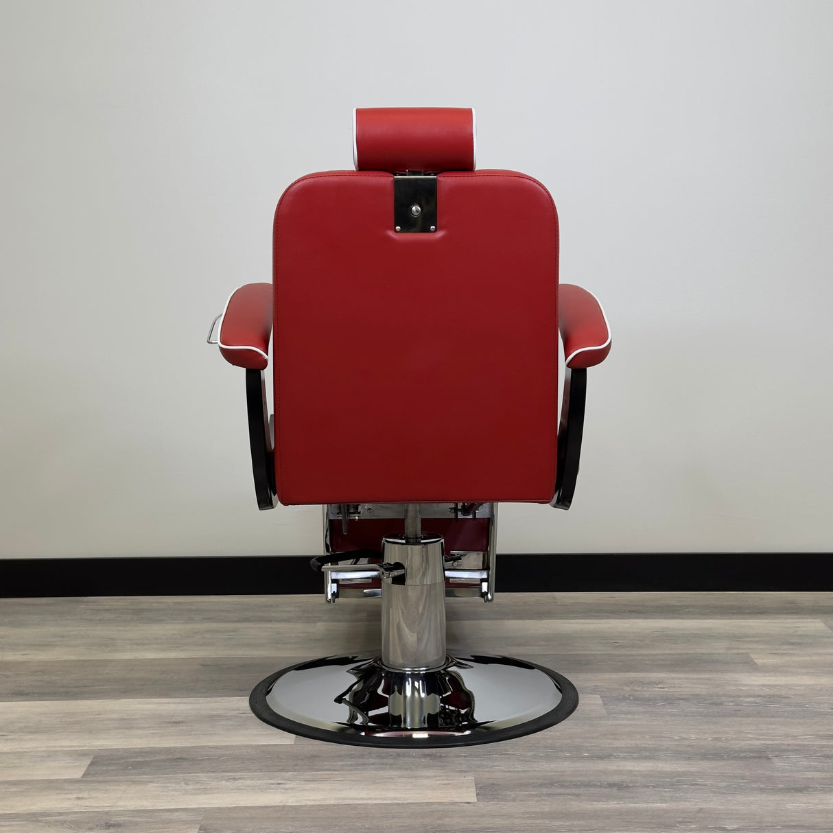 Bursa Barber Chair - Cardinal Red